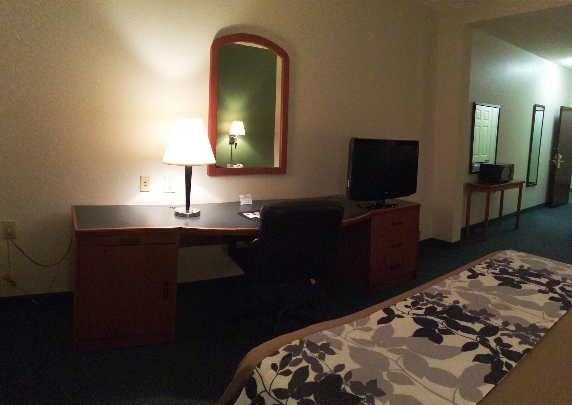 Sleep Inn & Suites Danville Hwy 58 Eksteriør bilde