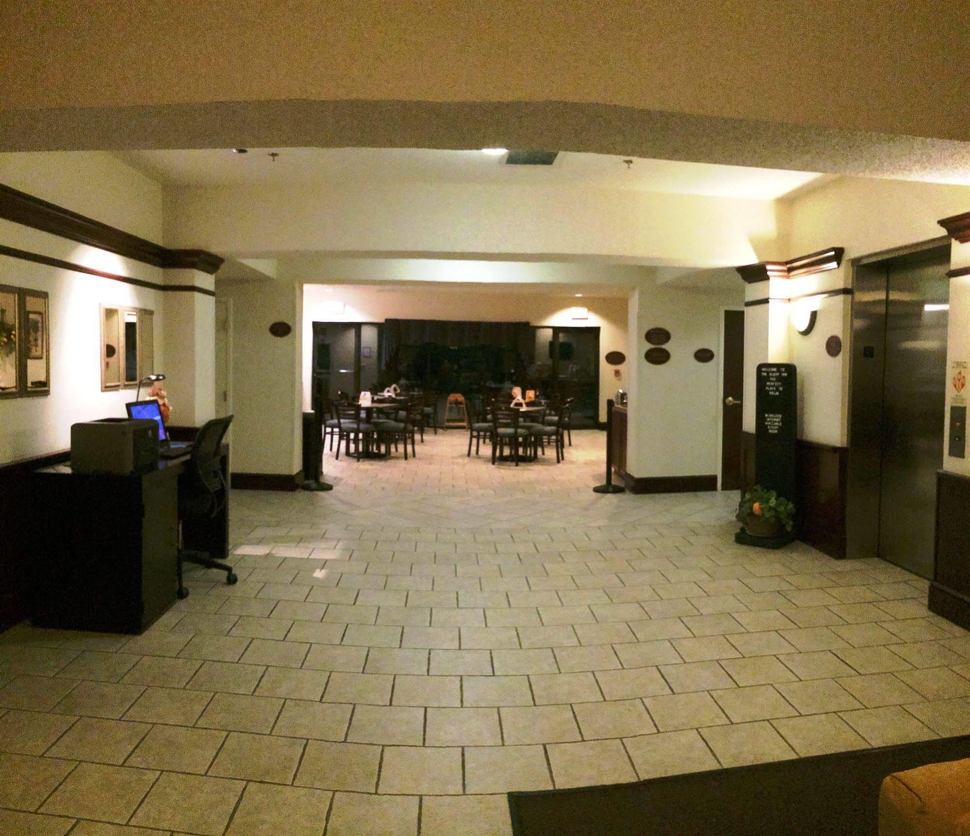 Sleep Inn & Suites Danville Hwy 58 Eksteriør bilde